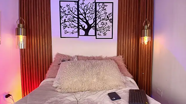 Snapshot of David_Banks_ chatting on February 14, 12:13 pm David Banks online show from February 14, 12:13 pm