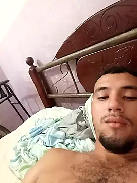 Snapshot of Francisco171 chatting on February 6, 3:00 am Francisco171 online show from February 6, 3:00 am