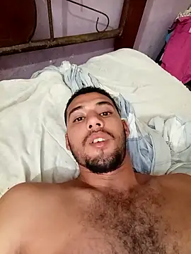 Snapshot of Francisco171 chatting on February 11, 3:00 am Francisco171 online show from February 11, 3:00 am