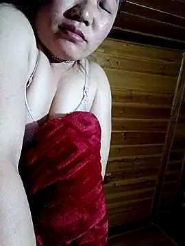 quynhbupbe11 online show from February 9, 7:29 pm