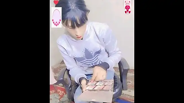 Snapshot of ammsexy1 chatting on February 27, 11:49 pm ammsexy1 online show from February 27, 11:49 pm