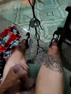 Snapshot of Suki7bsk chatting on February 28, 6:58 am Suki7bsk online show from February 28, 6:58 am