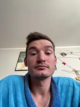 Snapshot of Netflixundcock chatting on February 16, 8:54 am Netflixundcock online show from February 16, 8:54 am