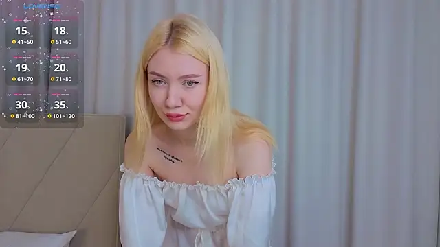 Snapshot of Taraheers chatting on February 13, 5:14 am Taraheers online show from February 13, 5:14 am