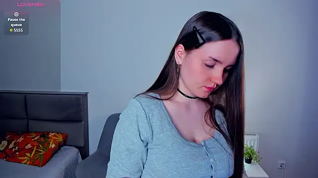 CrissyKales online show from March 29, 5:35 pm