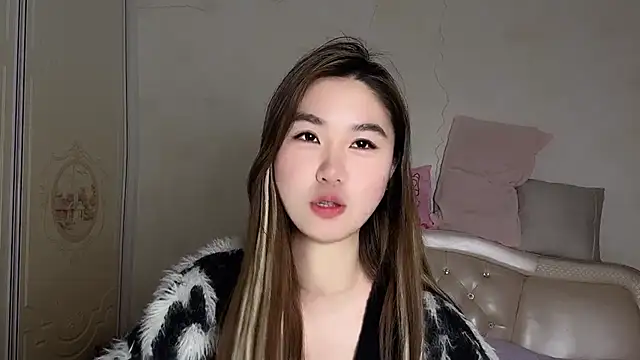 onny2003 online show from March 4, 11:16 am