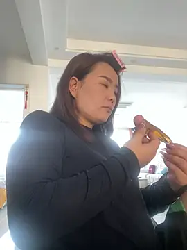 Youyou 12 online show from February 3, 3:37 am