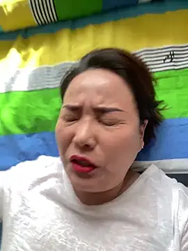 Youyou 12 online show from April 13, 12:27 am