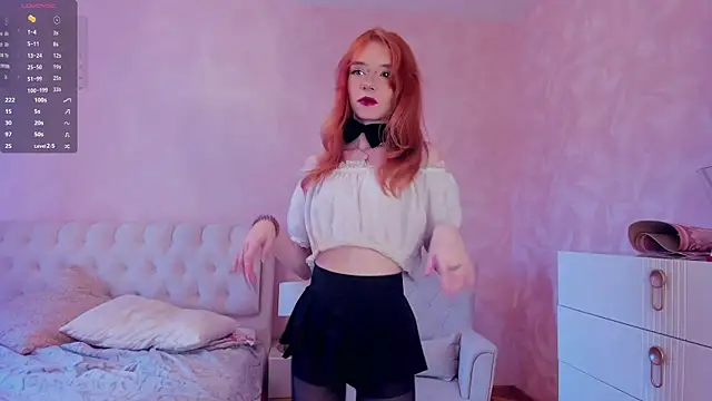 TarynPalek online show from March 31, 7:20 am