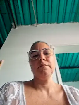 Snapshot of katy_randy1 chatting on May 23, 9:52 pm katy randy1 online show from May 23, 9:52 pm