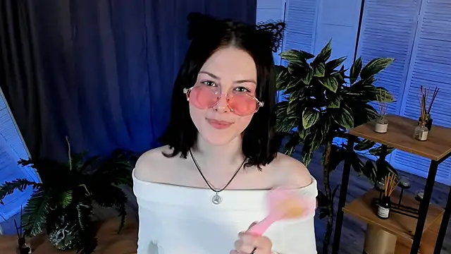 Snapshot of DennisRentz chatting on February 28, 6:09 pm DennisRentz online show from February 28, 6:09 pm