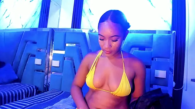 emii brown online show from April 12, 3:28 pm