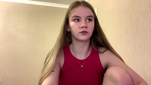 Snapshot of AgnesShy_ chatting on February 18, 7:15 am AgnesShy online show from February 18, 7:15 am