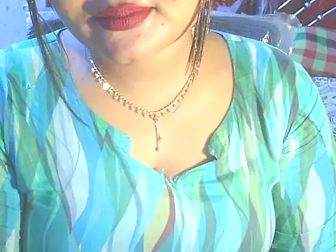 Snapshot of Nusrat_Faria chatting on March 27, 5:12 pm Nusrat Faria online show from March 27, 5:12 pm