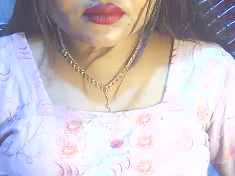 Snapshot of Nusrat_Faria chatting on April 1, 4:26 pm Nusrat Faria online show from April 1, 4:26 pm