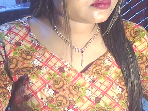 Snapshot of Nusrat_Faria chatting on April 7, 12:16 pm Nusrat Faria online show from April 7, 12:16 pm