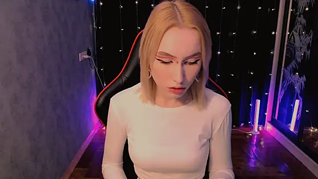 crybambi online show from February 14, 8:11 am