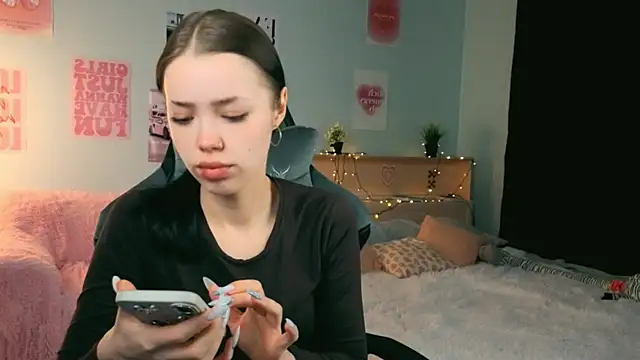 Snapshot of Vexnexe chatting on February 20, 7:36 pm Vexnexe online show from February 20, 7:36 pm