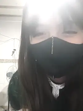 dieciochoyundia online show from February 14, 1:46 am