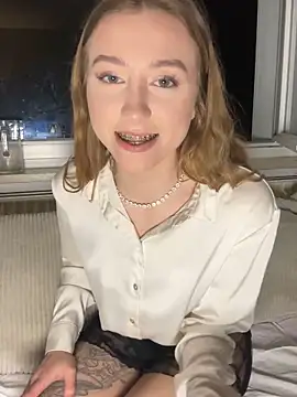 romyxxs online show from February 28, 9:16 pm