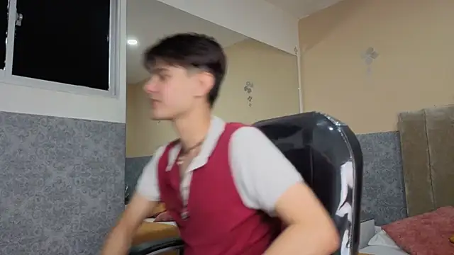 Derek Sinn online show from February 9, 8:35 pm