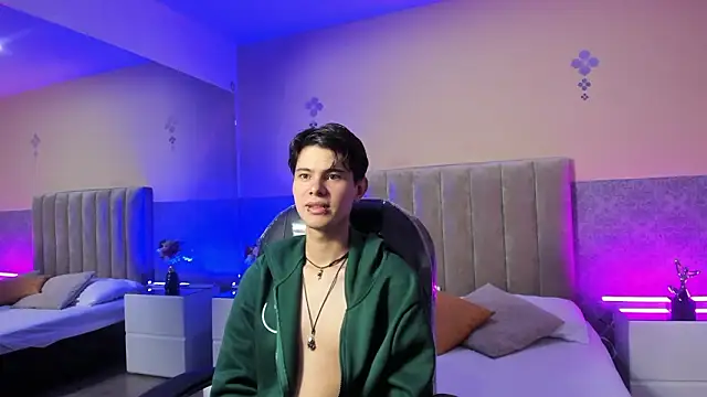 Derek Sinn online show from March 15, 2:01 pm