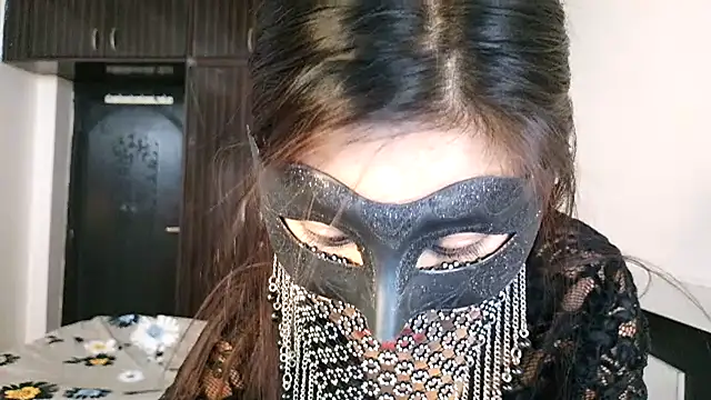 Alina Teen online show from May 25, 8:20 am