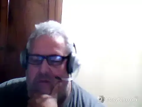 swichcassanesi online show from June 2, 8:00 pm
