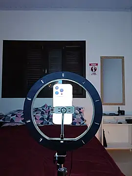 Snapshot of Anjinha_nenem chatting on July 16, 2:23 pm Anjinha nenem online show from July 16, 2:23 pm