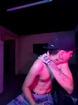 sableye21 online show from April 1, 5:30 am