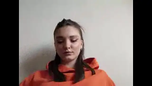 Snapshot of GeorgiannaSkipworth chatting on February 3, 8:19 am GeorgiannaSkipworth online show from February 3, 8:19 am