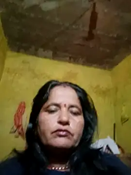 Snapshot of Gudid209896 chatting on February 13, 9:22 pm Gudid209896 online show from February 13, 9:22 pm