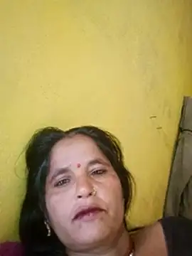 Snapshot of Gudid209896 chatting on February 15, 7:51 am Gudid209896 online show from February 15, 7:51 am