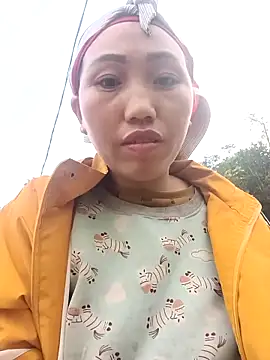 Snapshot of hot-luna- chatting on February 7, 8:29 am hot-luna- online show from February 7, 8:29 am