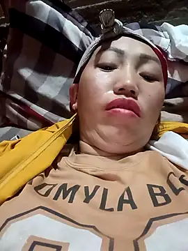 Snapshot of hot-luna- chatting on February 9, 9:08 pm hot-luna- online show from February 9, 9:08 pm