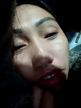 hot-luna- online show from March 10, 10:04 pm