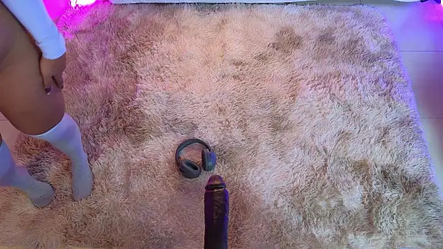 Ladyy brownn online show from March 28, 11:43 am