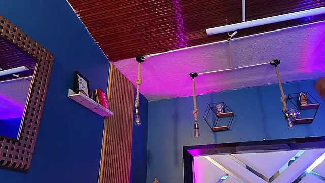 Ladyy brownn online show from April 17, 11:24 am