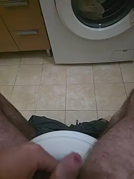 Heyyo3 online show from February 7, 9:13 am