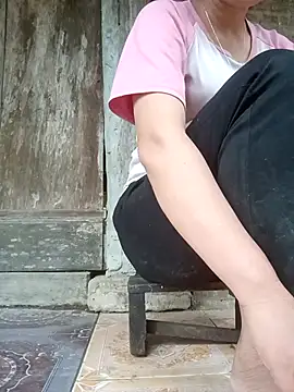 Snapshot of Momo-biki chatting on July 19, 1:53 am Momo-biki online show from July 19, 1:53 am