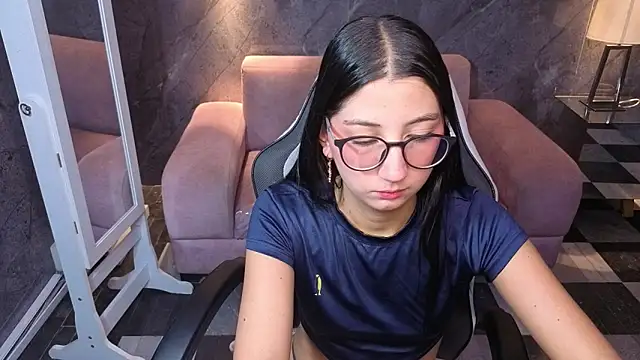 Sophie jones b online show from May 26, 12:56 pm