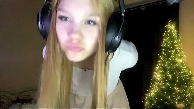 Snapshot of axin_burnell chatting on February 5, 5:39 pm axin burnell online show from February 5, 5:39 pm