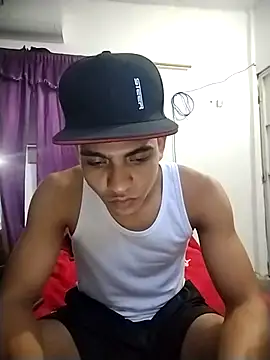 Snapshot of NikoHot_anatole chatting on March 16, 9:52 pm NikoHot anatole online show from March 16, 9:52 pm