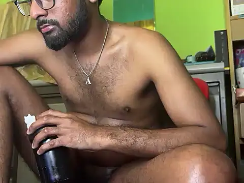 Snapshot of JasonHart6 chatting on February 20, 1:35 am JasonHart6 online show from February 20, 1:35 am