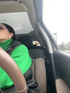 Snapshot of CindyTail chatting on February 6, 7:23 am CindyTail online show from February 6, 7:23 am