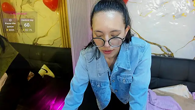 Athenaa tay online show from March 8, 2:04 am