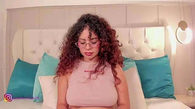 amanda rios online show from March 30, 10:11 pm