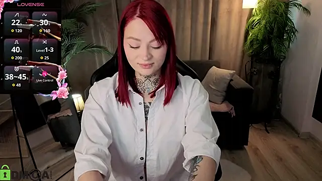 Snapshot of NicolBlow chatting on March 4, 8:42 am NicolBlow online show from March 4, 8:42 am