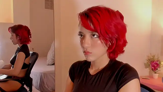 Snapshot of MiaaBlake_ chatting on February 24, 7:12 pm MiaaBlake online show from February 24, 7:12 pm