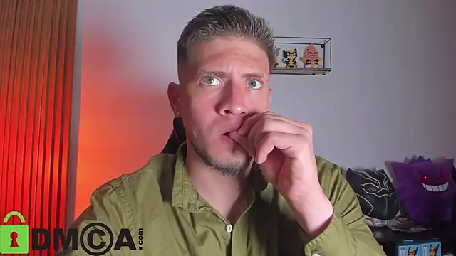 Snapshot of SebastianMaximoff_ chatting on February 26, 9:14 pm SebastianMaximoff online show from February 26, 9:14 pm